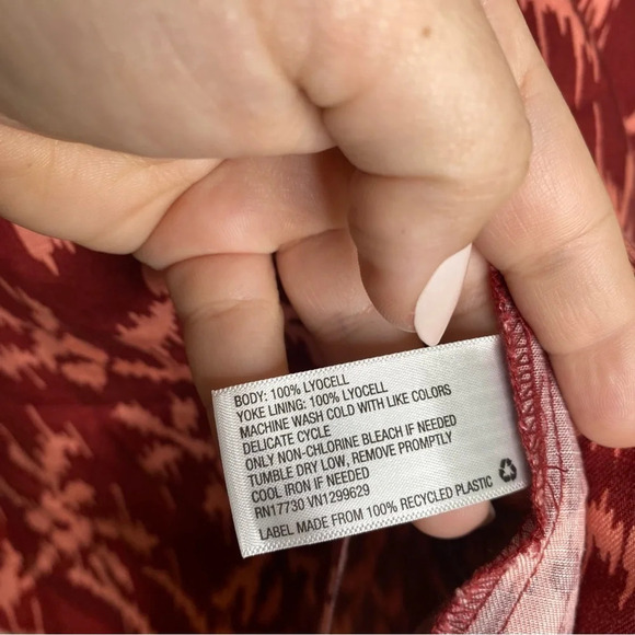 ✨NWT Target Knox Rose Burgundy Hibiscus Print Button Front Shirt Plus Size XXL - Picture 11 of 12